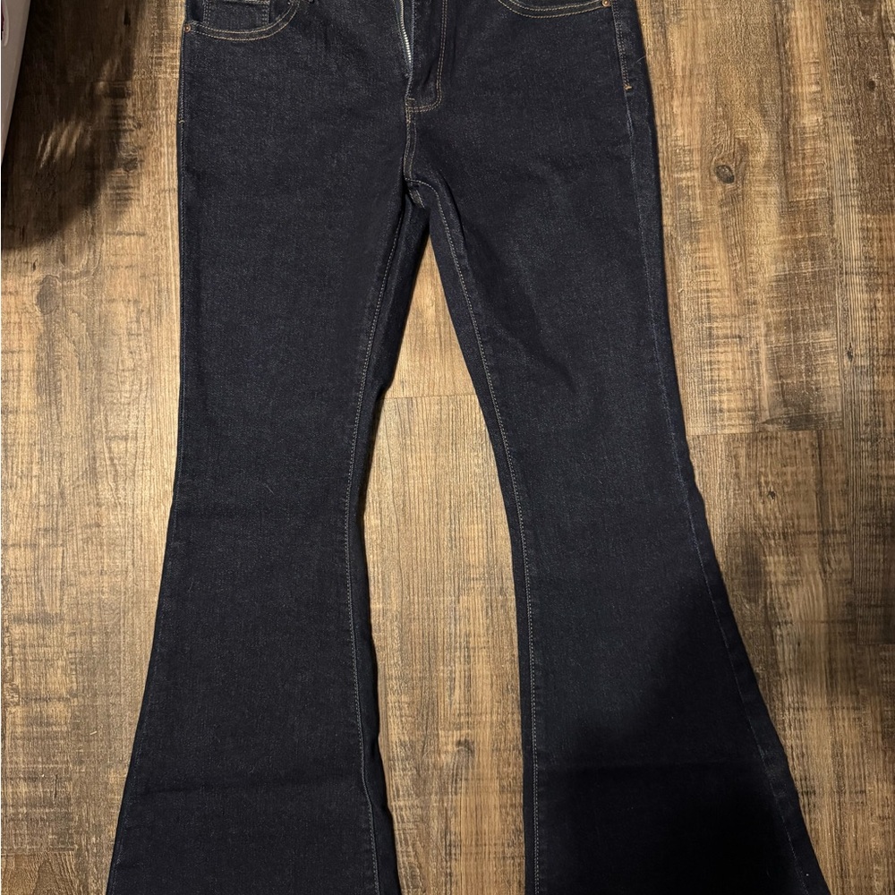 Elegant Sky Jeans Flare Jeans